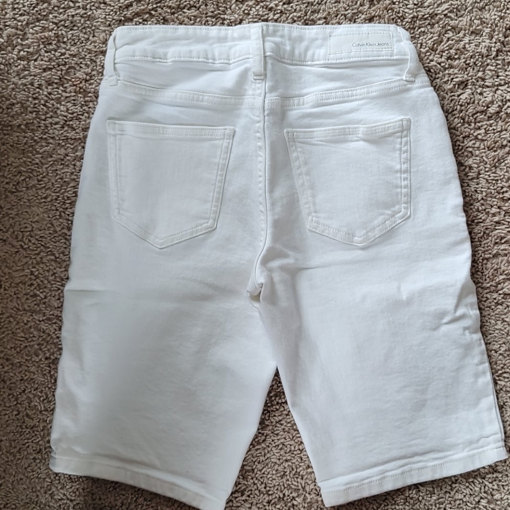 High rise Bermuda shorts - Picture 2 of 2
